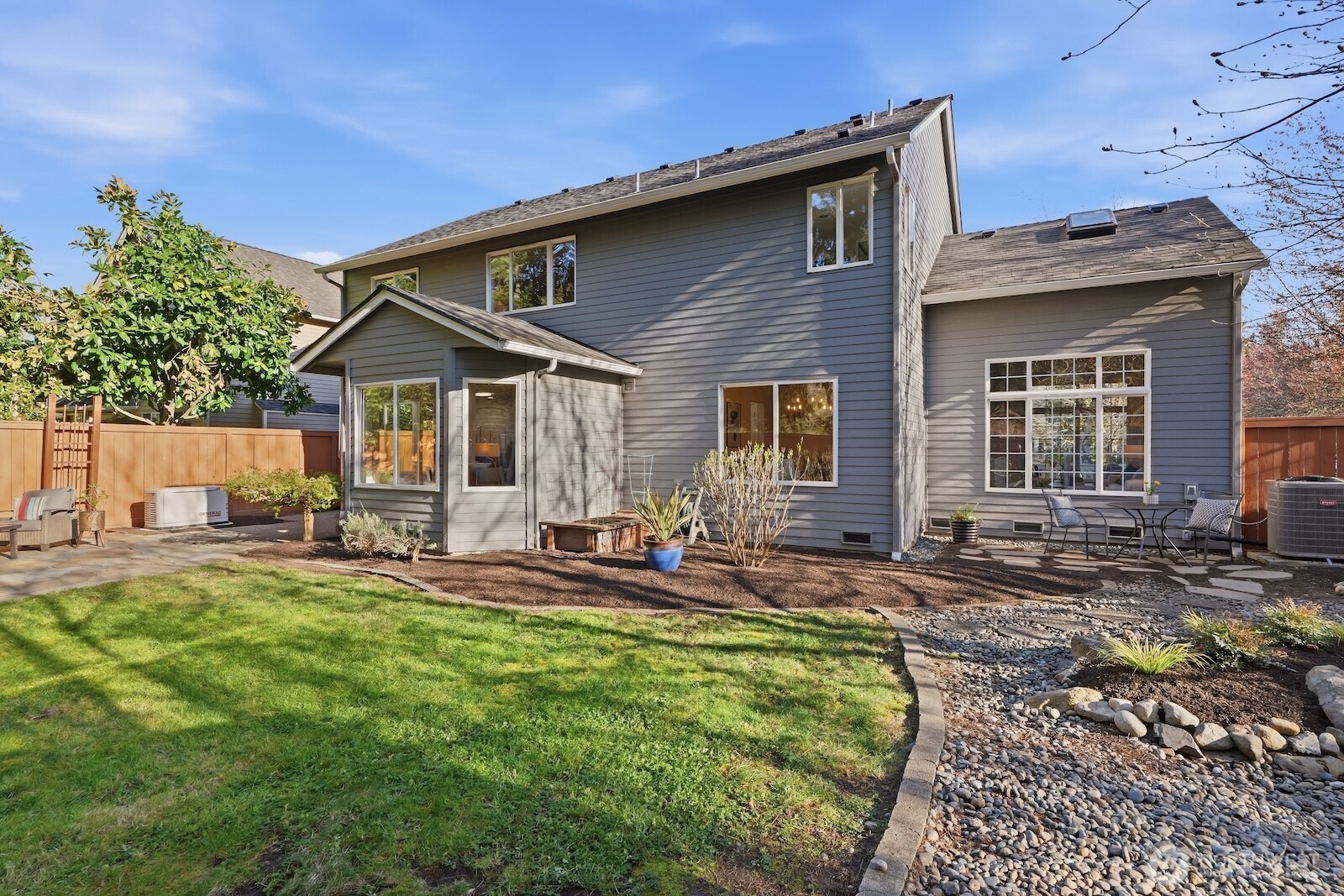 565 SE 9th Street , North Bend, WA 98045