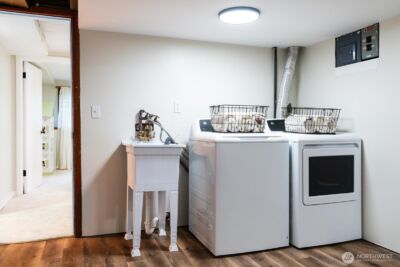 11224 SE 76th Street , Newcastle, WA 98056 - Photo 15