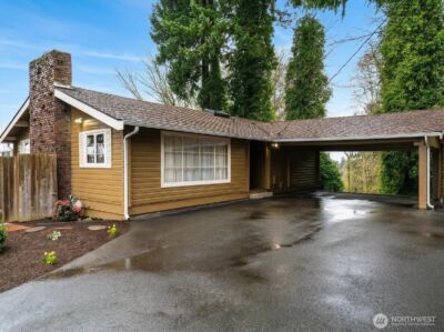 11224 SE 76th Street , Newcastle, WA 98056 - Photo 3