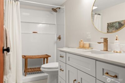 11224 SE 76th Street , Newcastle, WA 98056 - Photo 32