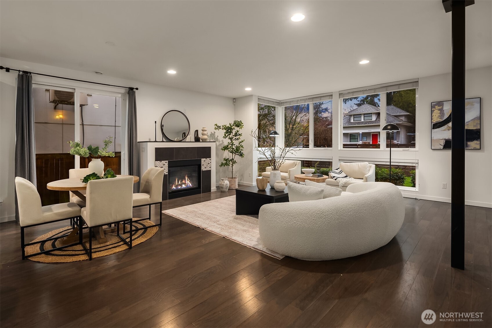 7002 23rd Avenue NW, Seattle, WA 98117