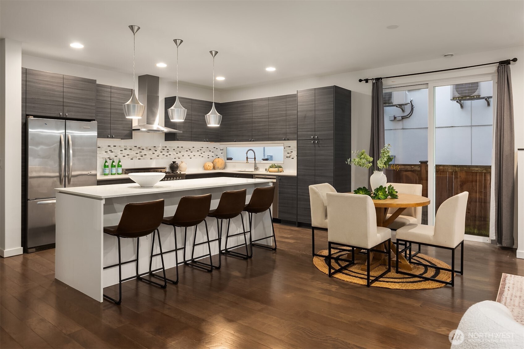 7002 23rd Avenue NW, Seattle, WA 98117