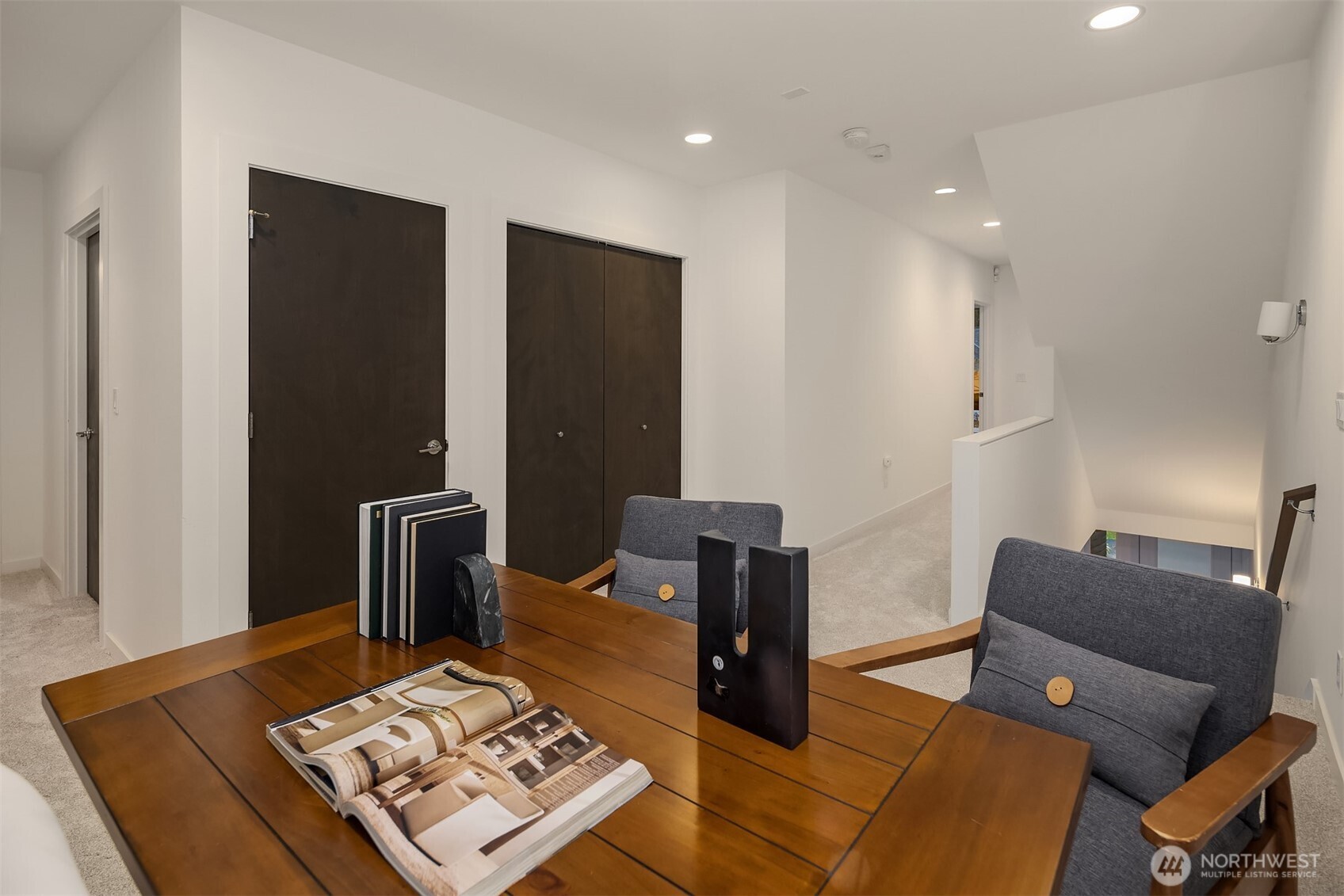 7002 23rd Avenue NW, Seattle, WA 98117