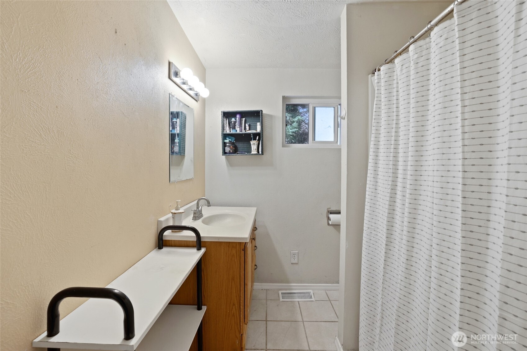 2030 S Kent Des Moines Road , Des Moines, WA 98198