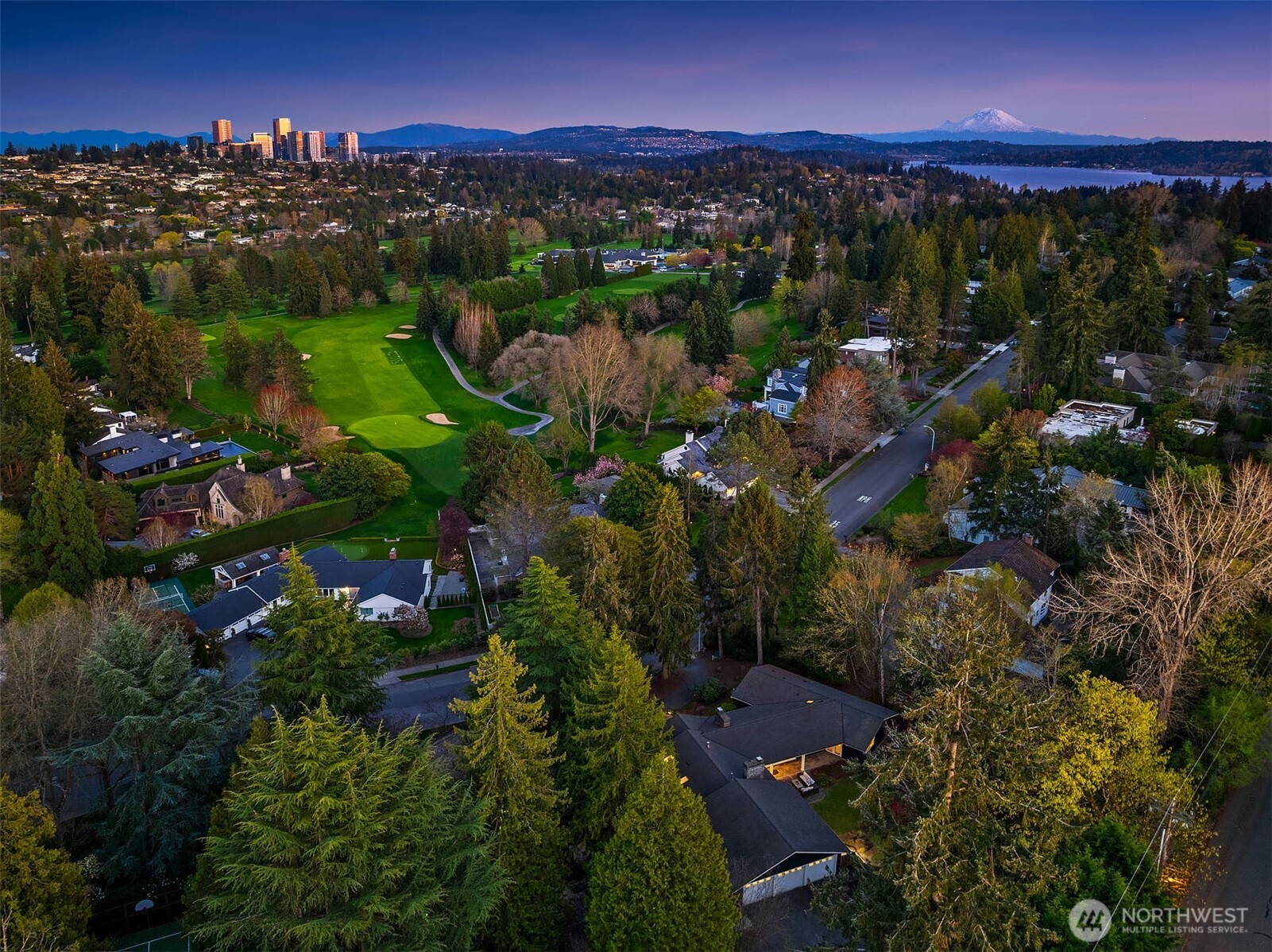 2001 77th Avenue NE, Medina, WA 98039