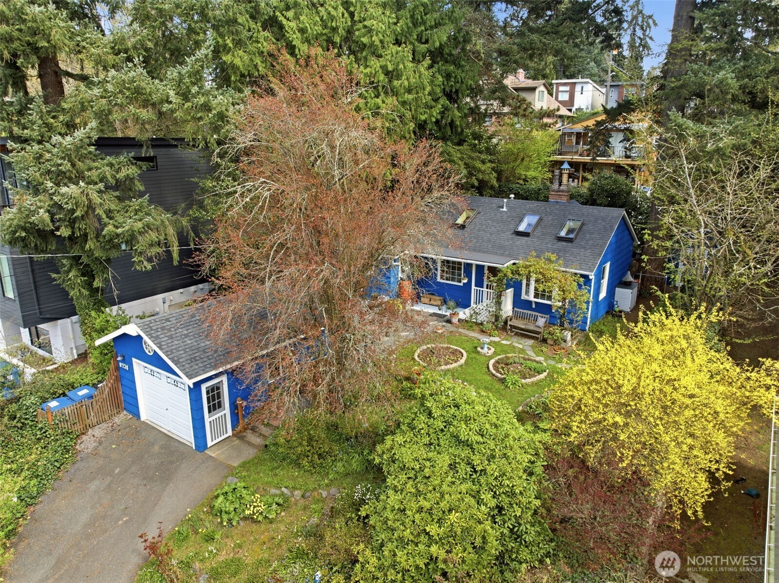 9730 46th Avenue NE, Seattle, WA 98115