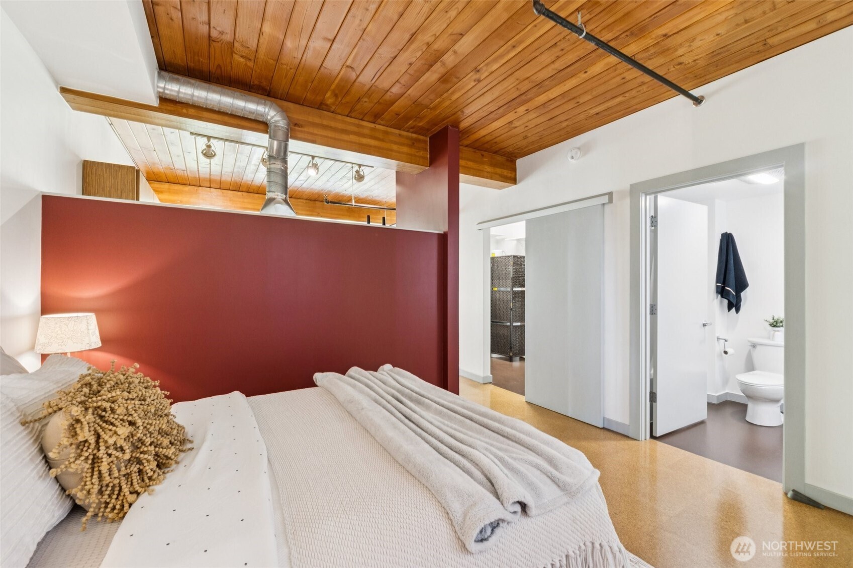 401 9th Avenue N #201, Seattle, WA 98109-4723
