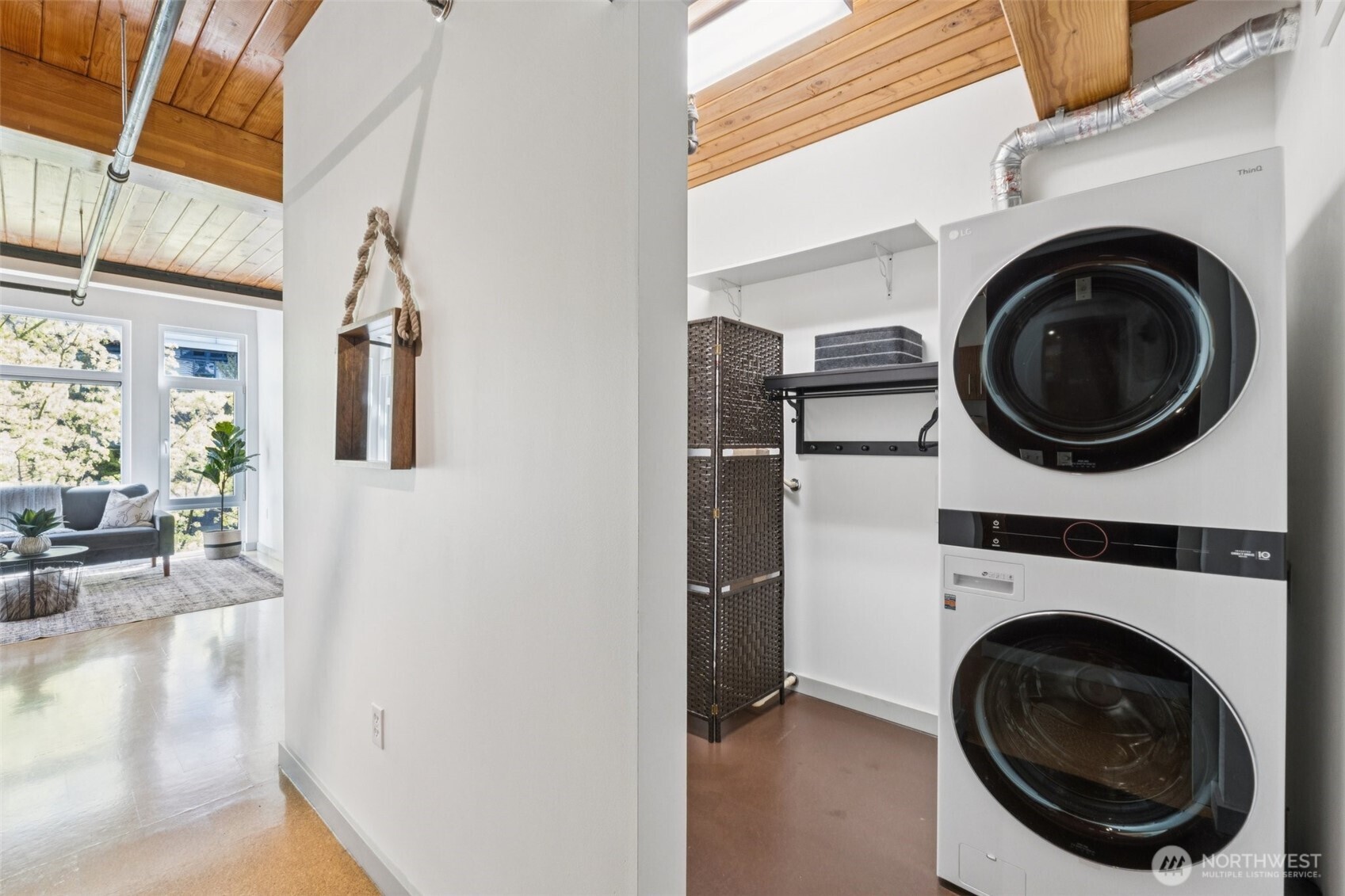 401 9th Avenue N #201, Seattle, WA 98109-4723