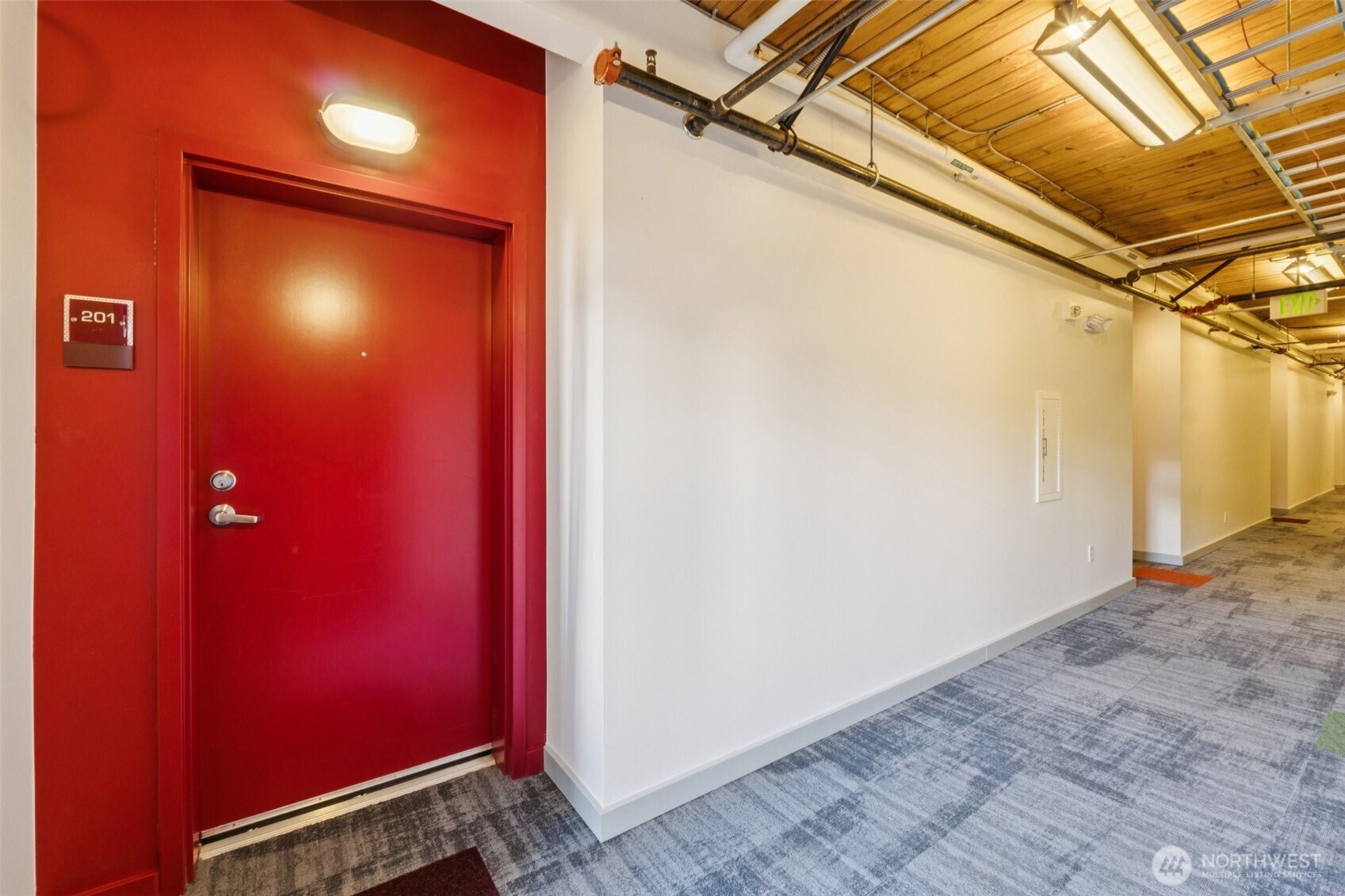 401 9th Avenue N #201, Seattle, WA 98109-4723
