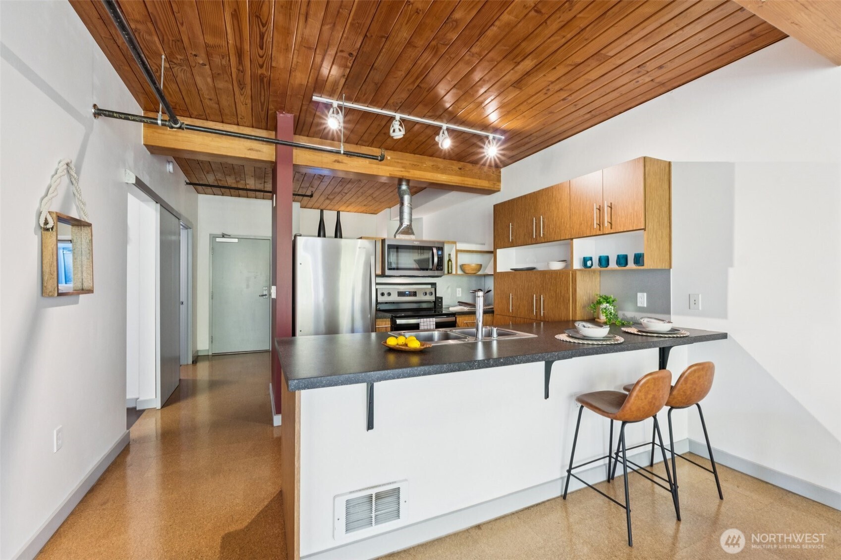 401 9th Avenue N #201, Seattle, WA 98109-4723