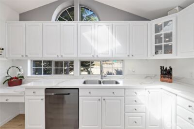 822 S Winnifred Street , Tacoma, WA 98465 - Photo 12