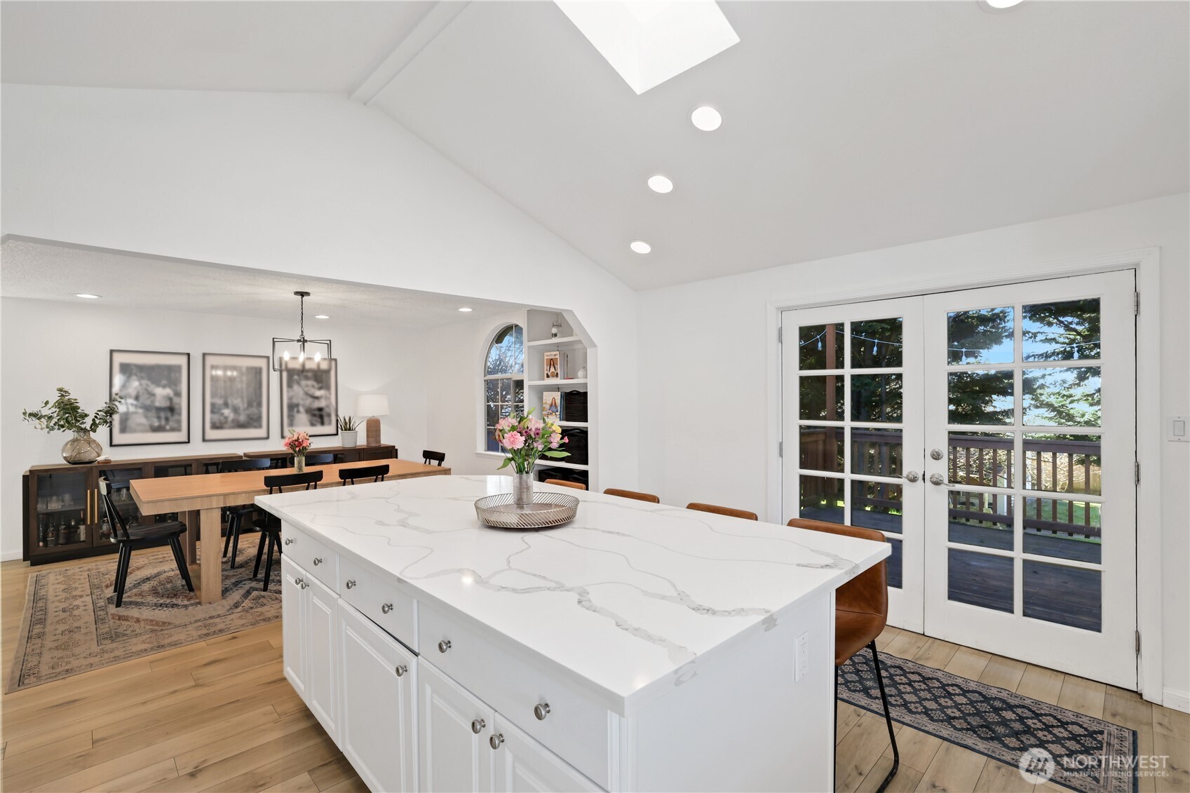 822 S Winnifred Street , Tacoma, WA 98465