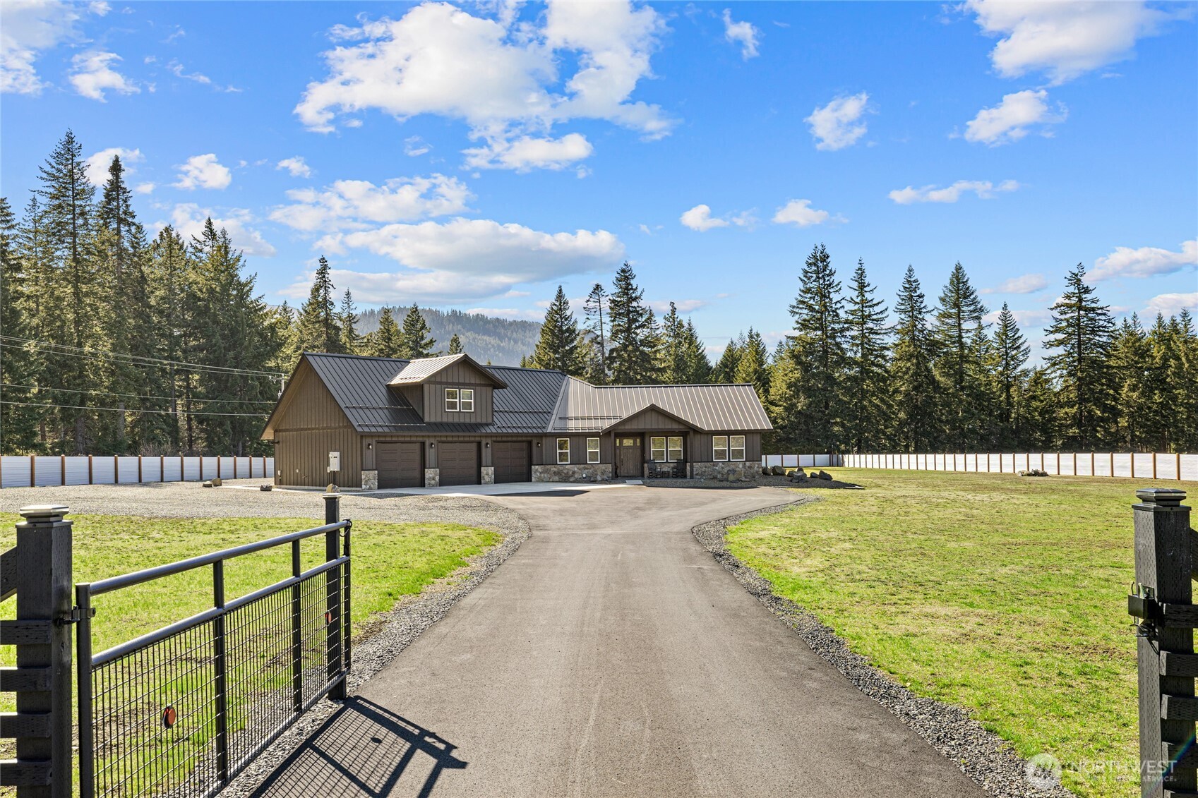 41 Darling Way , Cle Elum, WA 98922