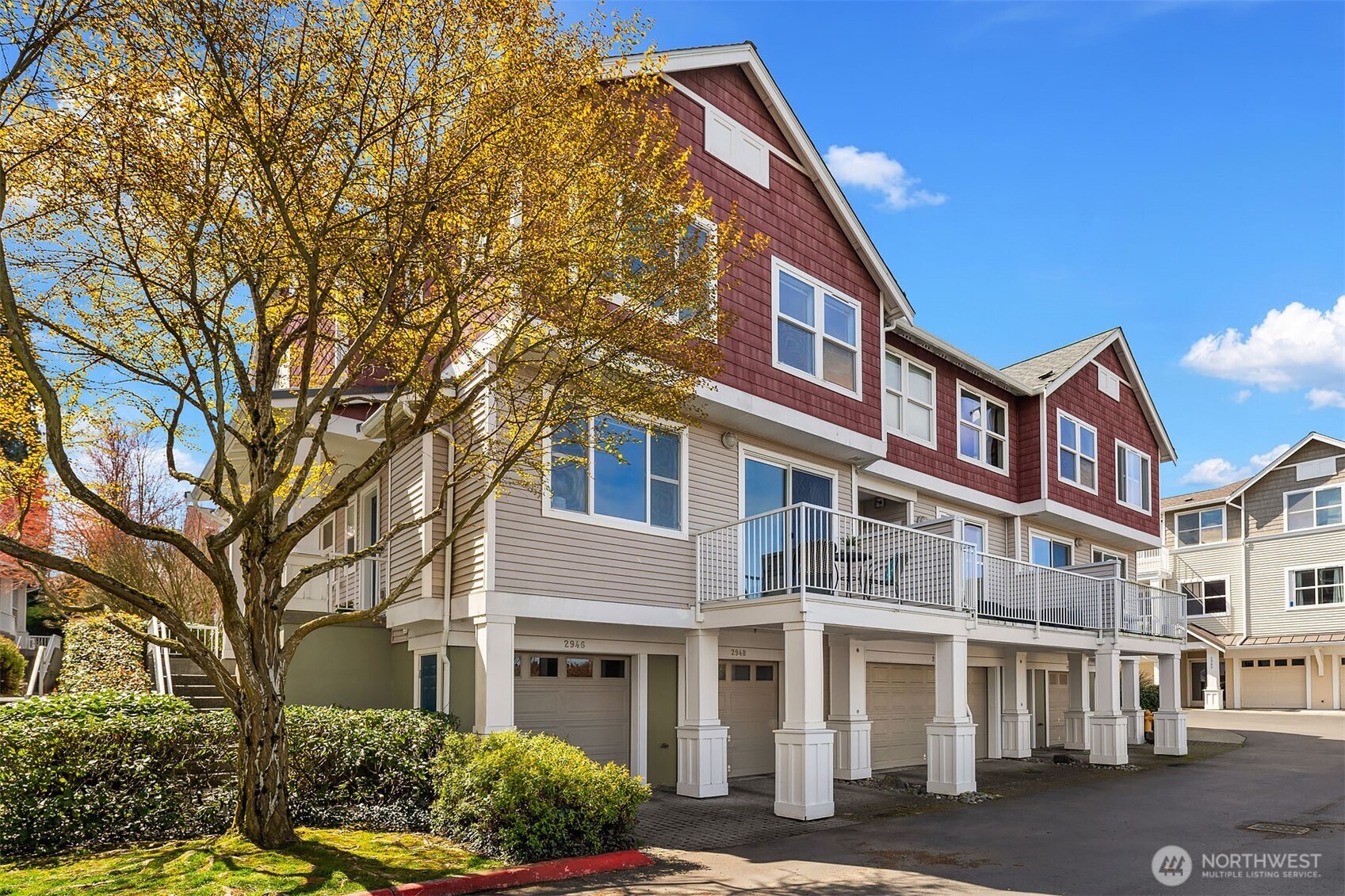 2946 SW Raymond Street #805, Seattle, WA 98126