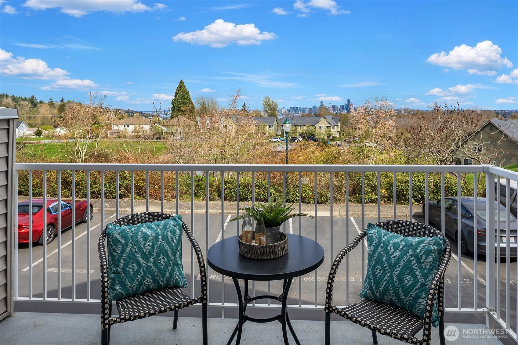 2946 SW Raymond Street #805, Seattle, WA 98126