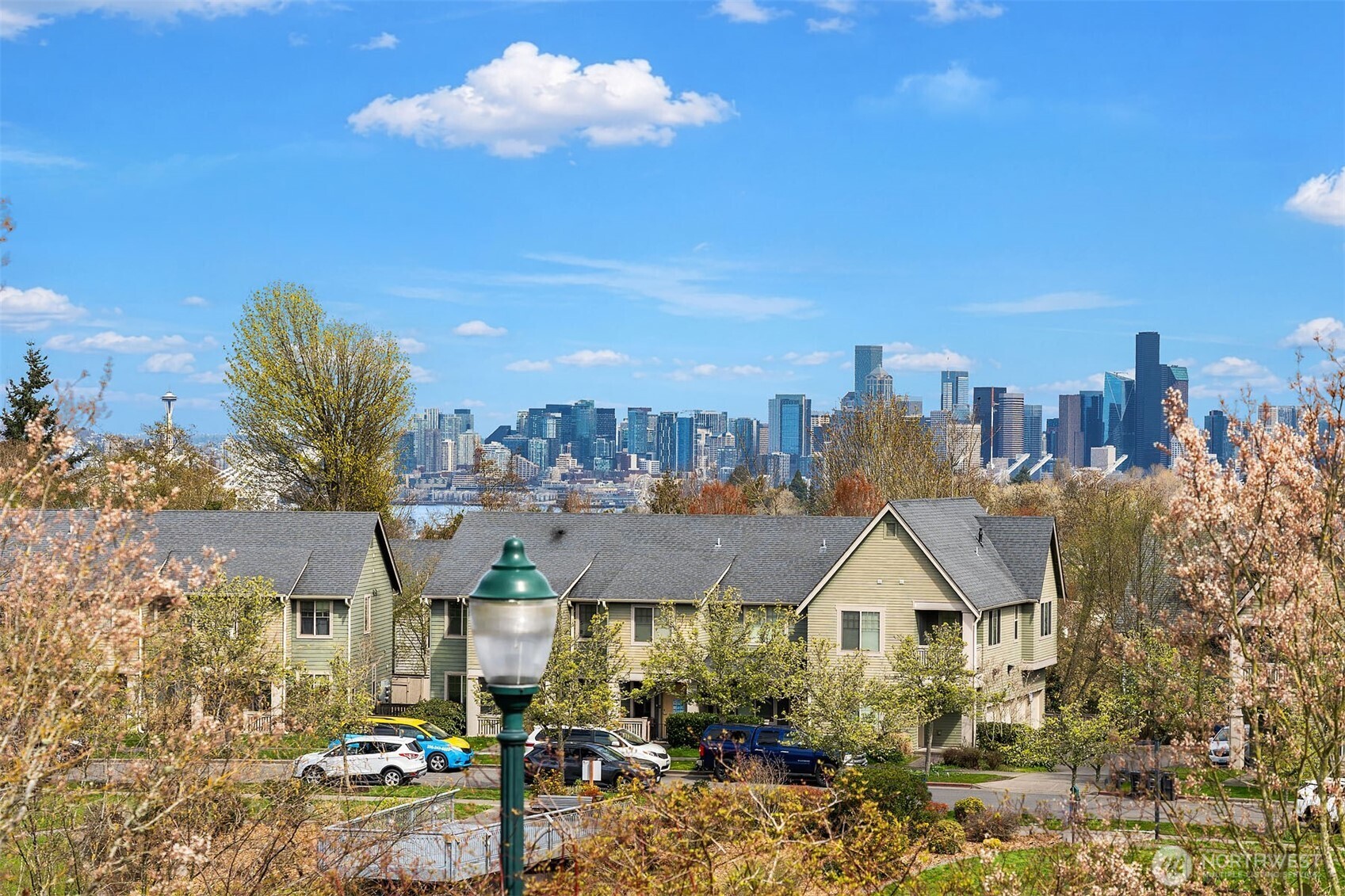 2946 SW Raymond Street #805, Seattle, WA 98126