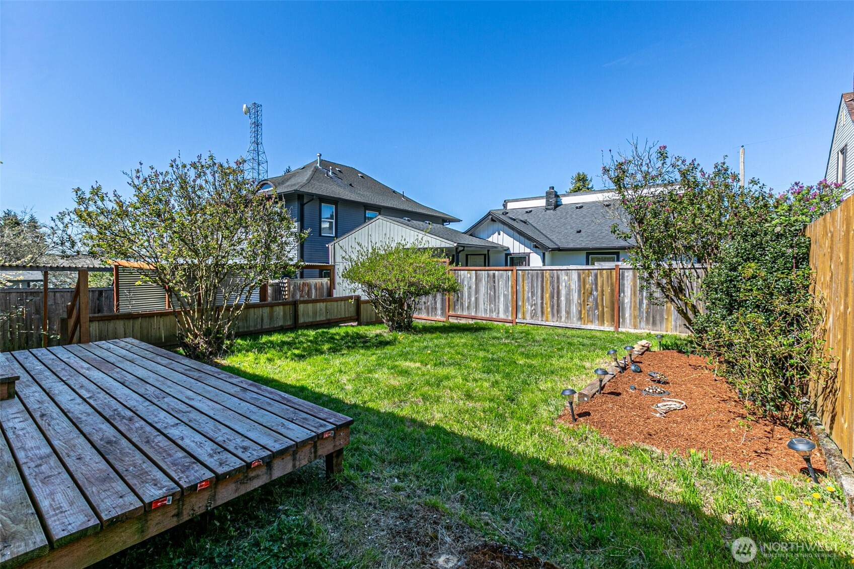 913 E McKinley Road , Tacoma, WA 98404