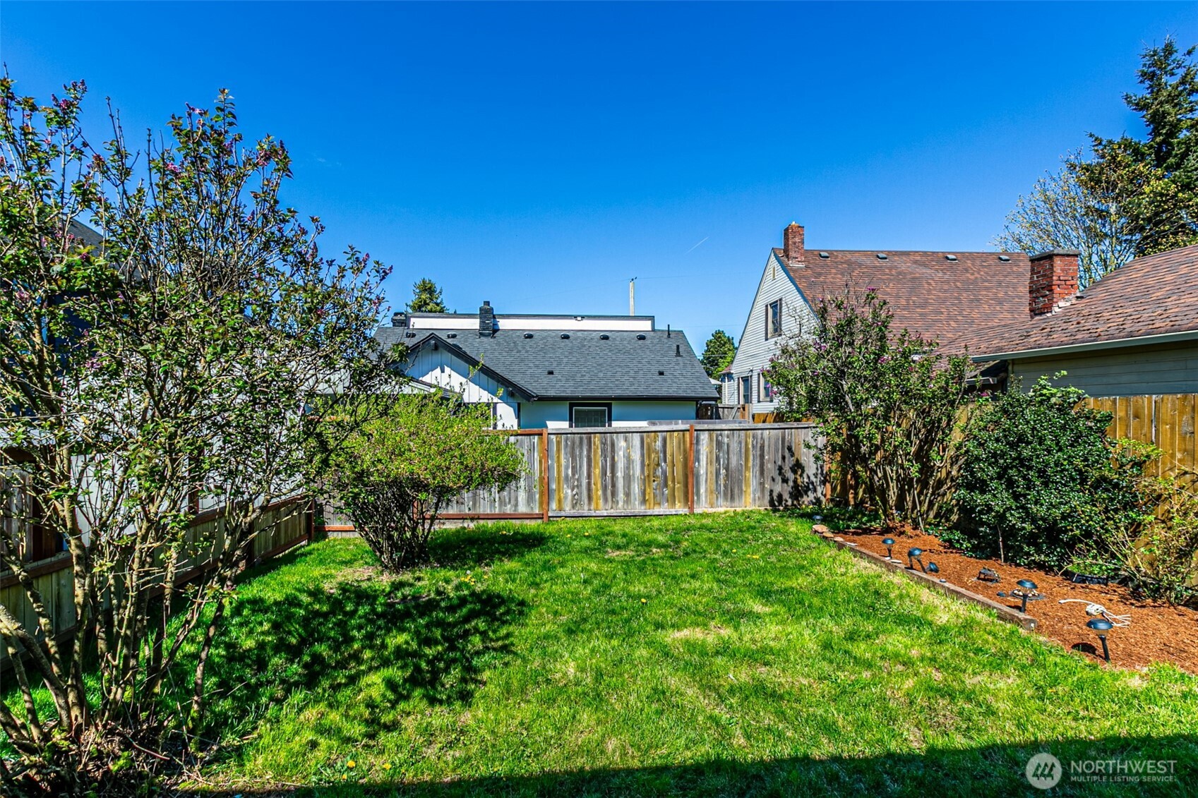 913 E McKinley Road , Tacoma, WA 98404