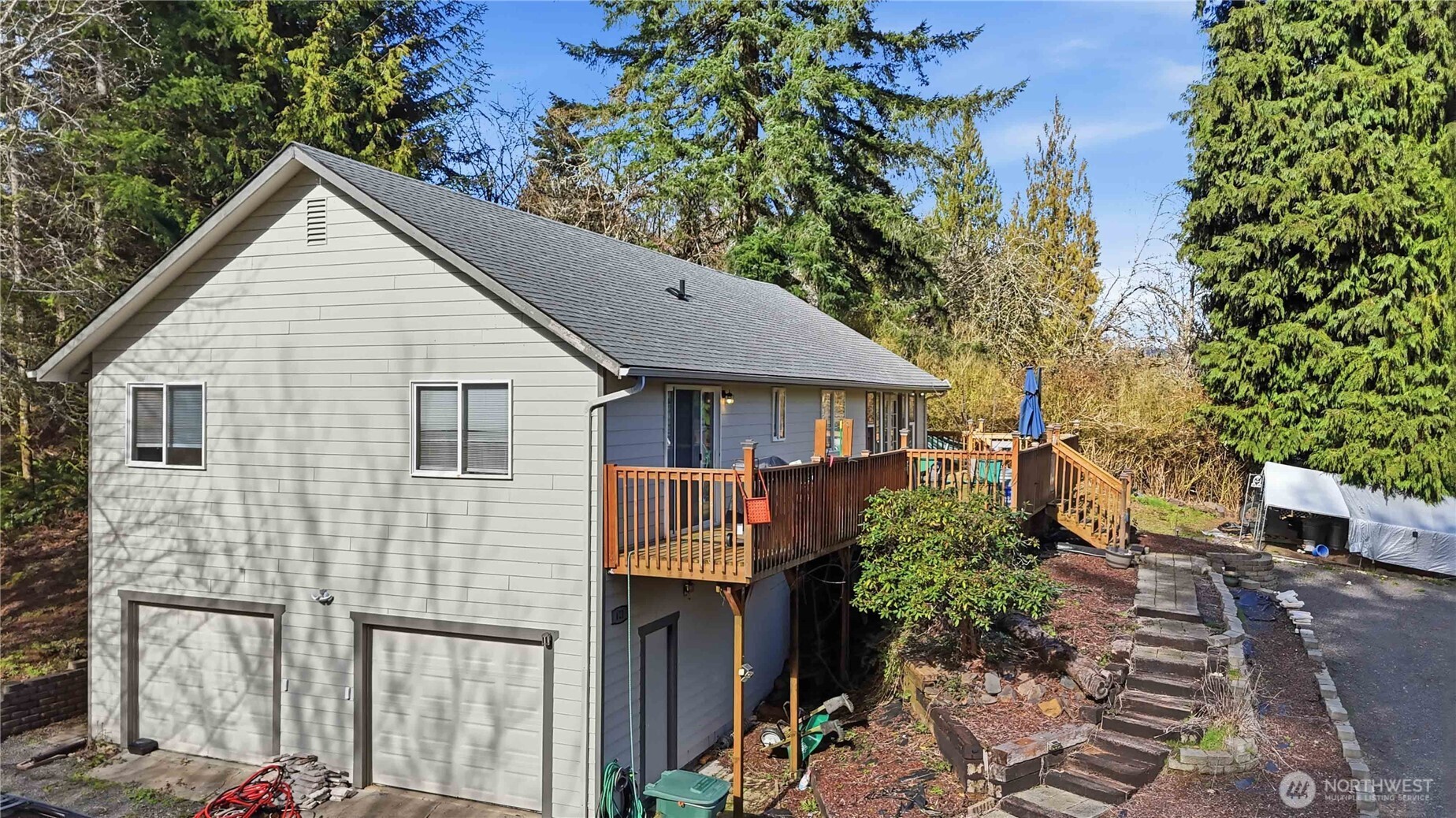 421 McAdams Road E, Longview, WA 98632