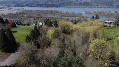 420 Topeka Road , Kelso, WA 98626 - Photo 1