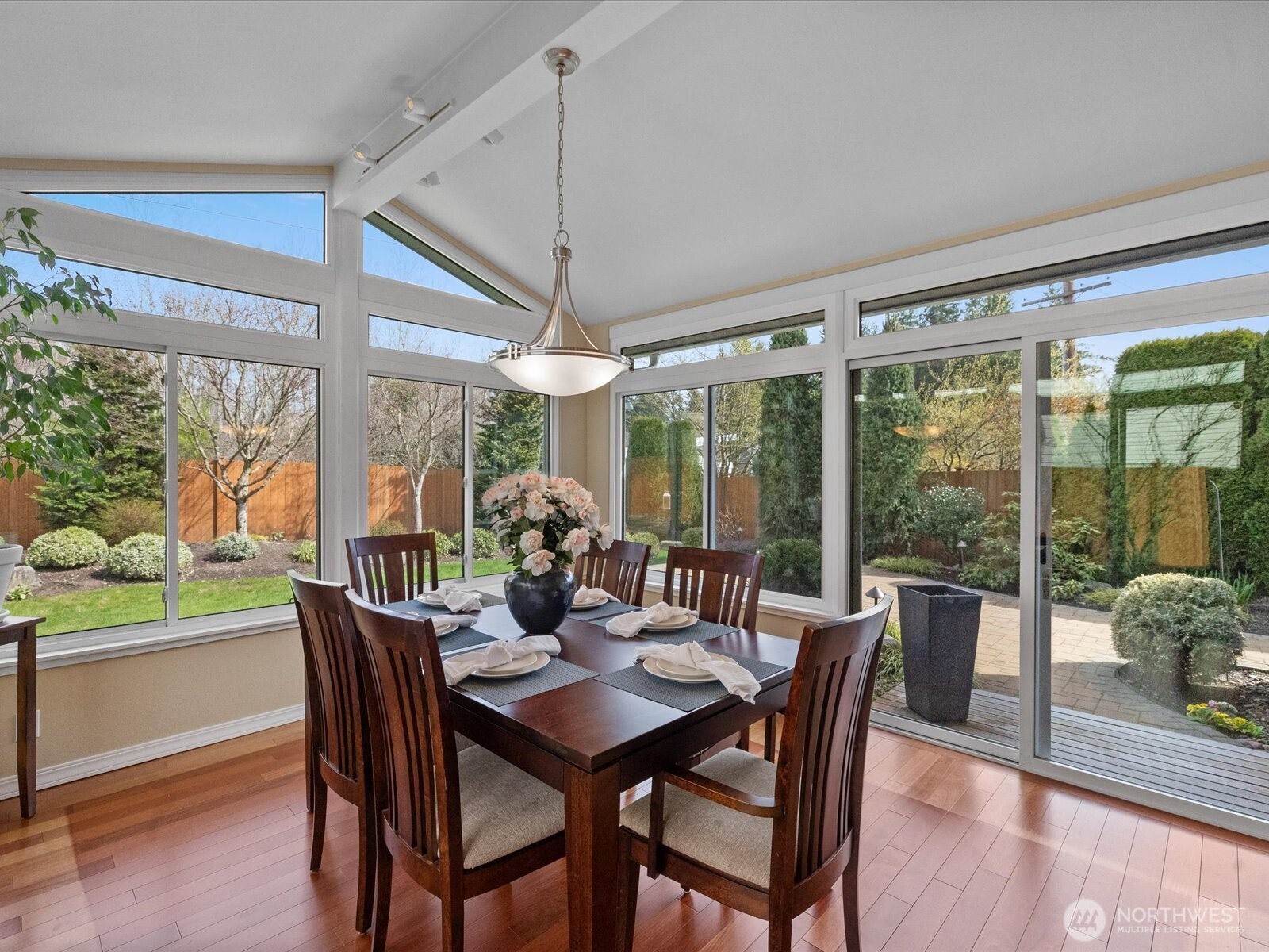 8902 NE 178th St , Bothell, WA 98011