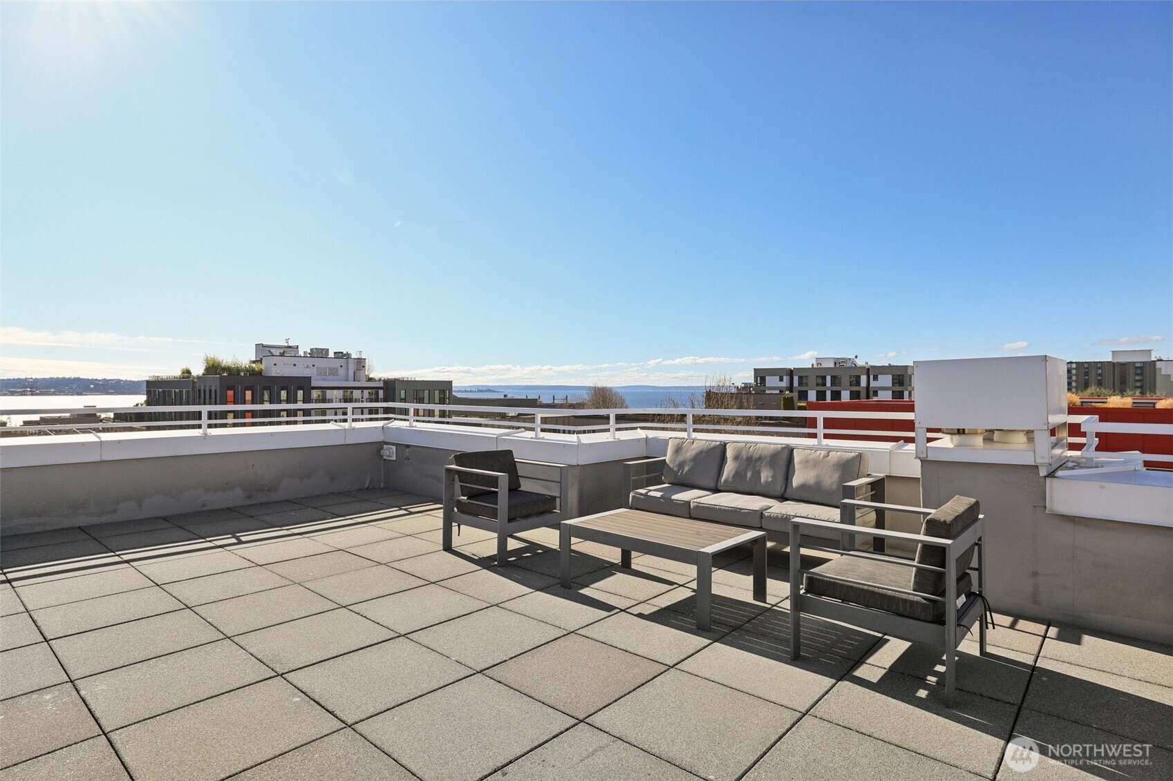 520 2nd Avenue W #409, Seattle, WA 98119