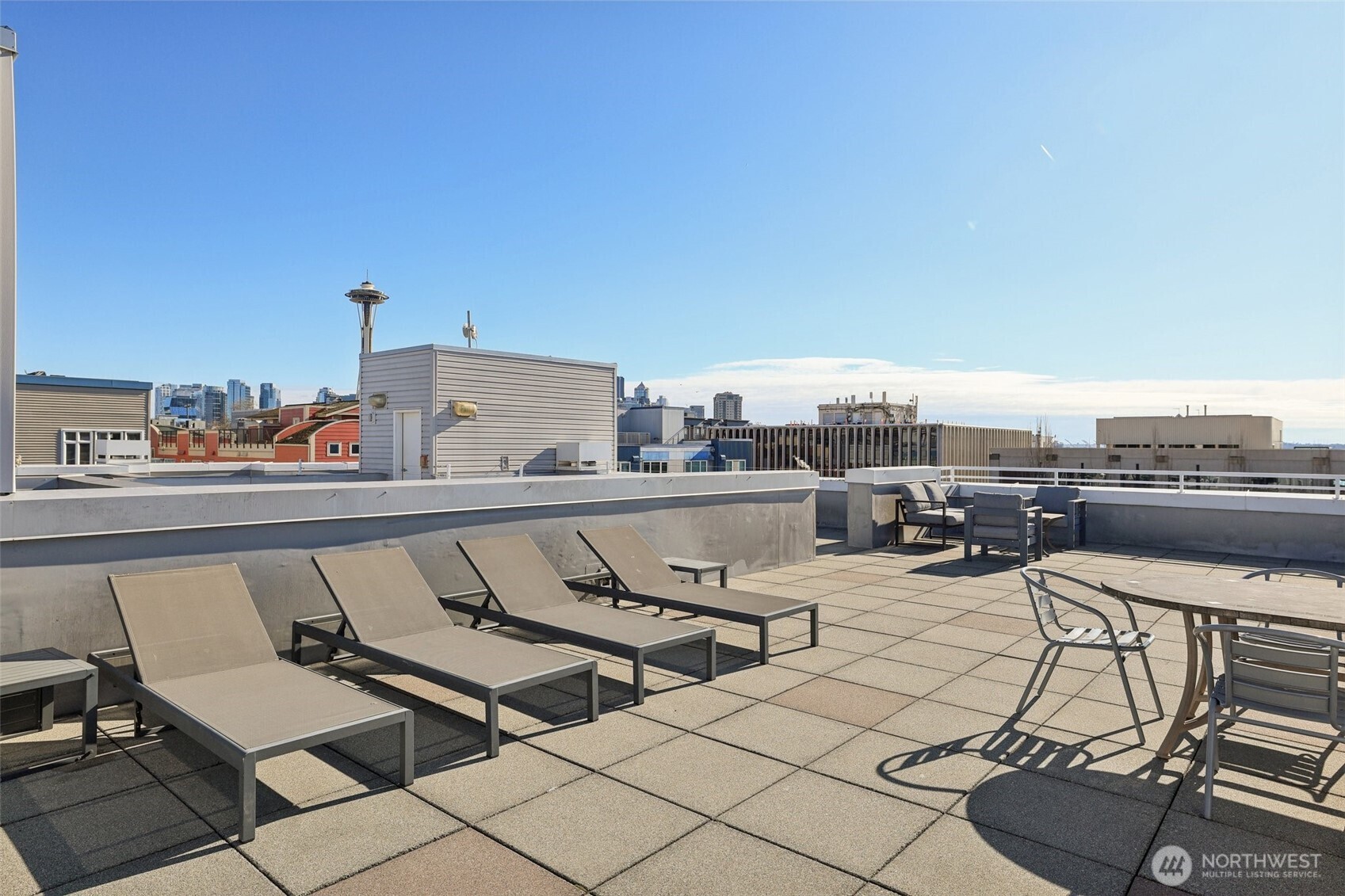 520 2nd Avenue W #409, Seattle, WA 98119