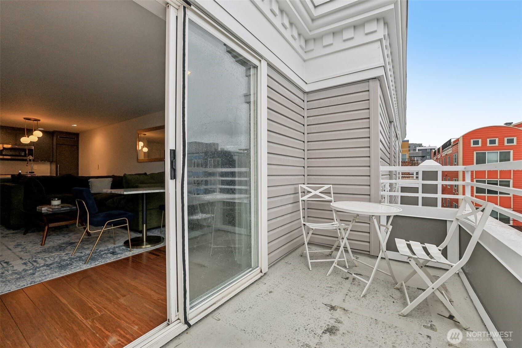 520 2nd Avenue W #409, Seattle, WA 98119