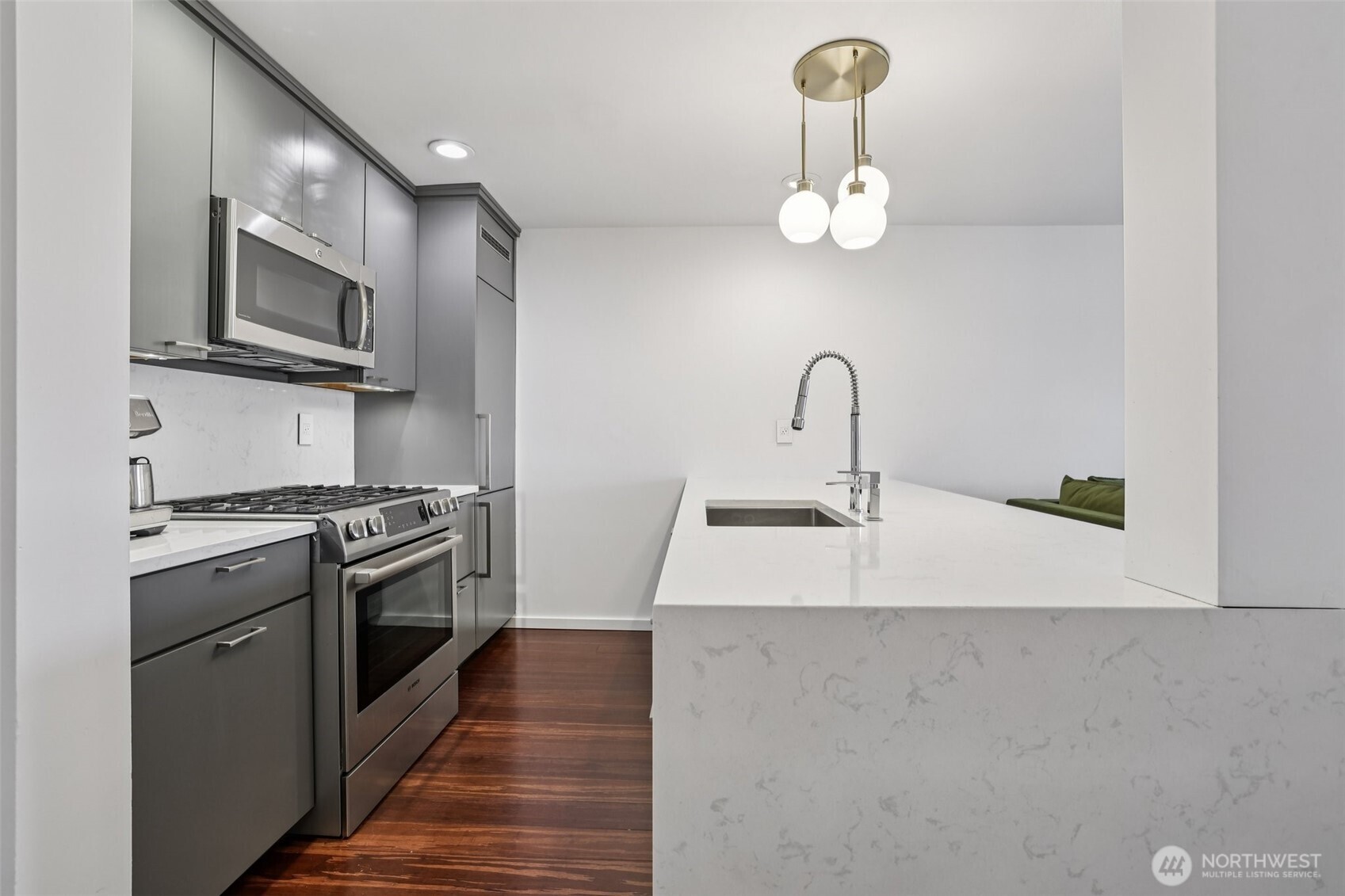 520 2nd Avenue W #409, Seattle, WA 98119