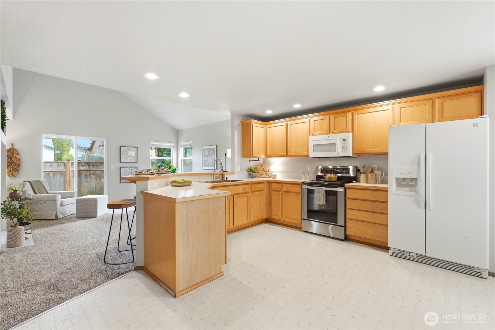 8913 1st Place SE, Lake Stevens, WA 98258