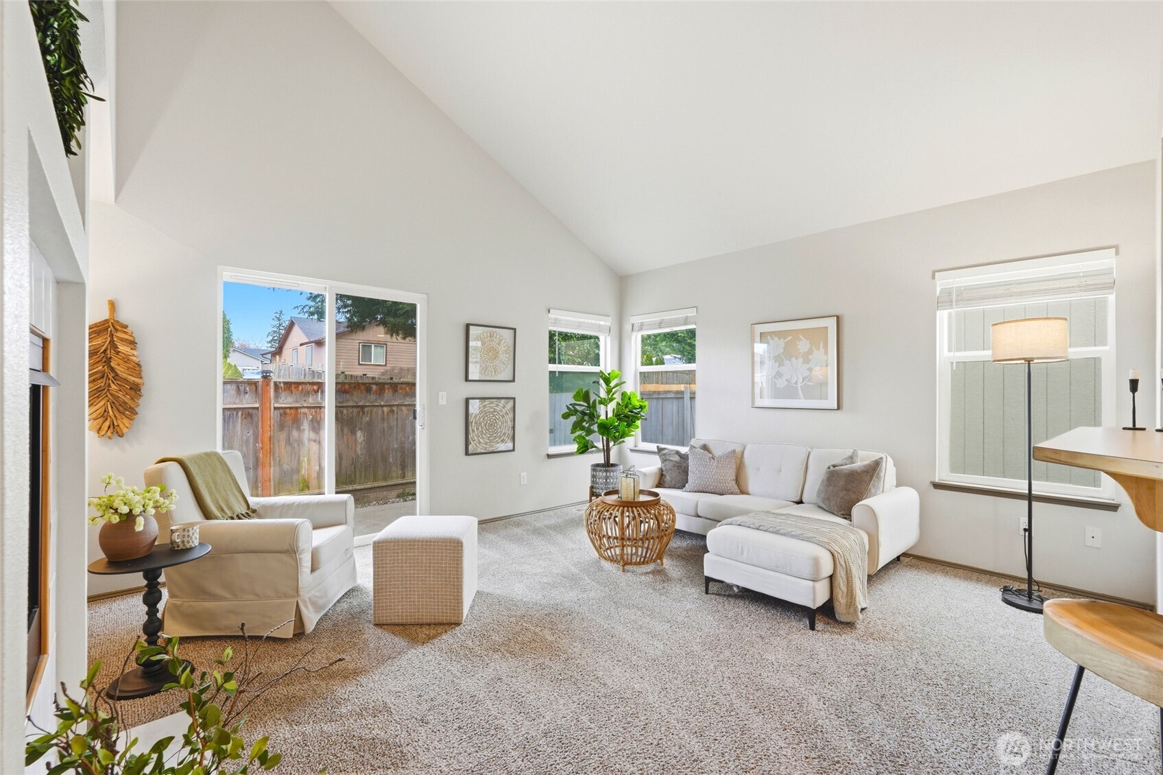 8913 1st Place SE, Lake Stevens, WA 98258