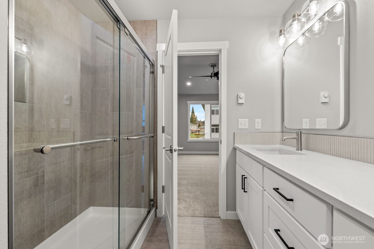 16823 Alder Way #J5, Lynnwood, WA 98037