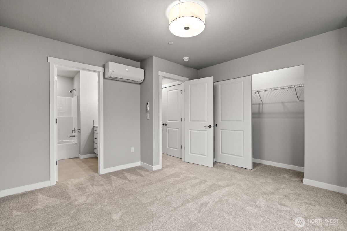16823 Alder Way #J5, Lynnwood, WA 98037