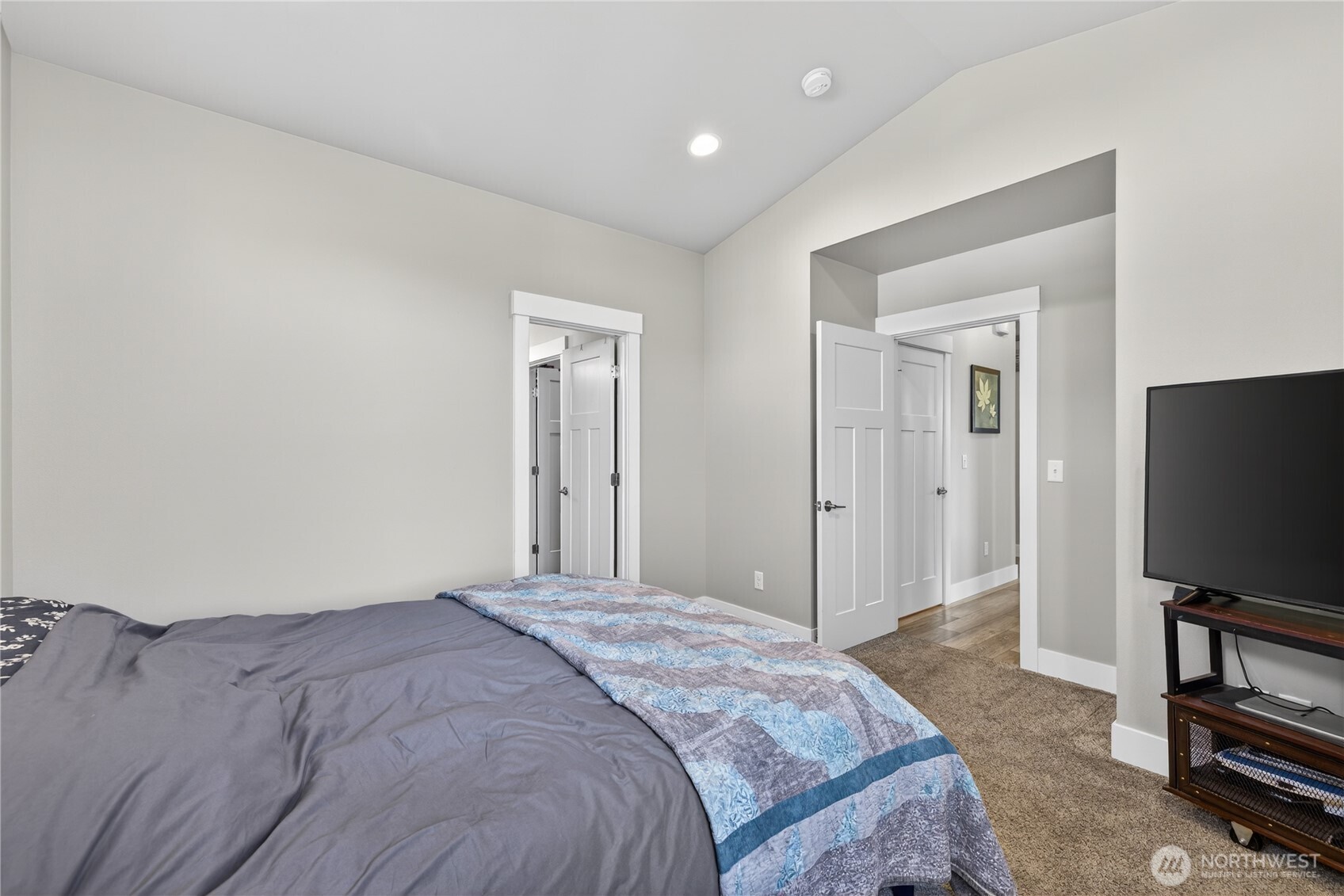 5571 Clearview Drive , Ferndale, WA 98248-5101
