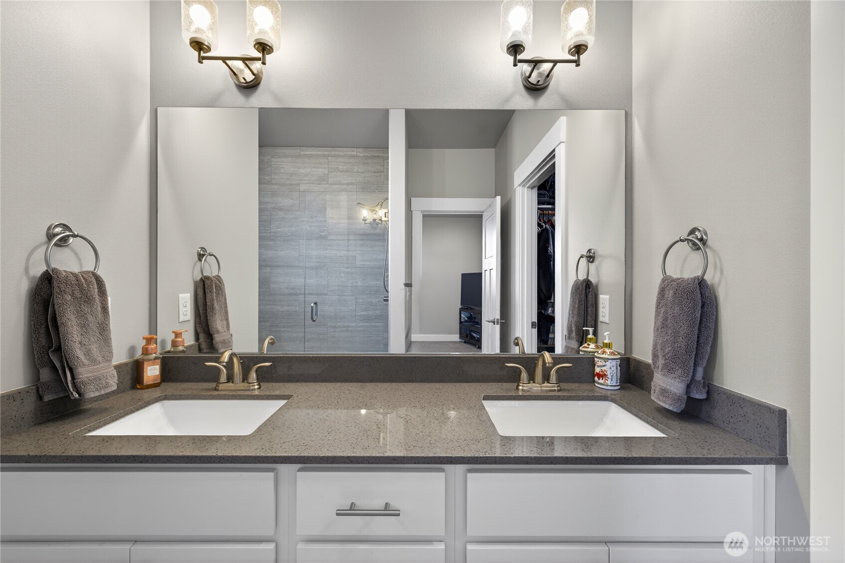 5571 Clearview Drive , Ferndale, WA 98248-5101