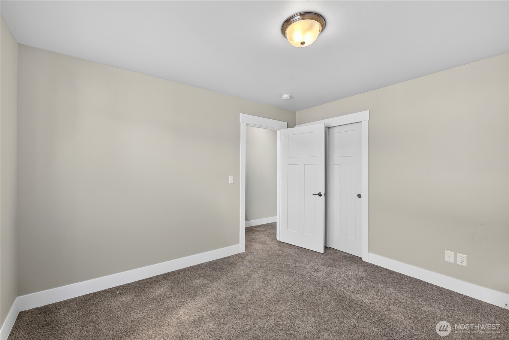 5571 Clearview Drive , Ferndale, WA 98248-5101