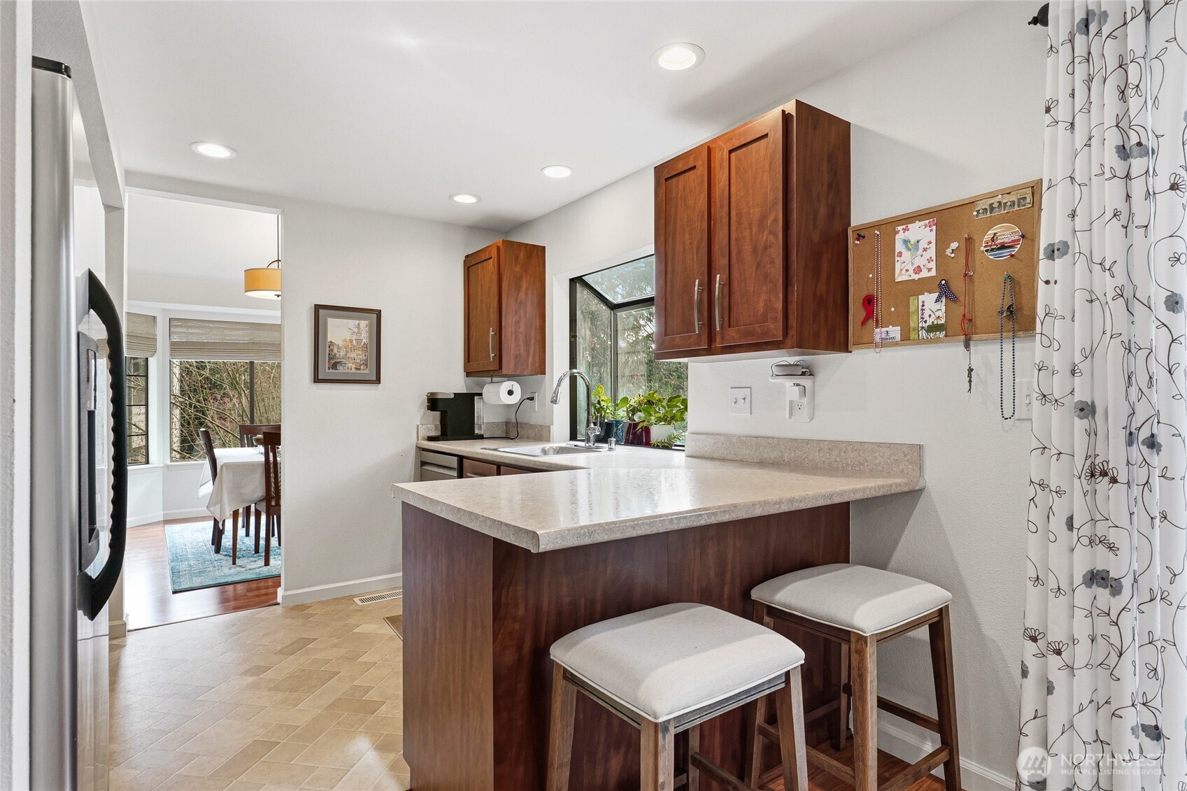 16125 SE 33rd Circle , Bellevue, WA 98008