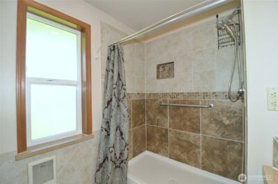 14712 Broadway Avenue , Snohomish, WA 98296 - Photo 17