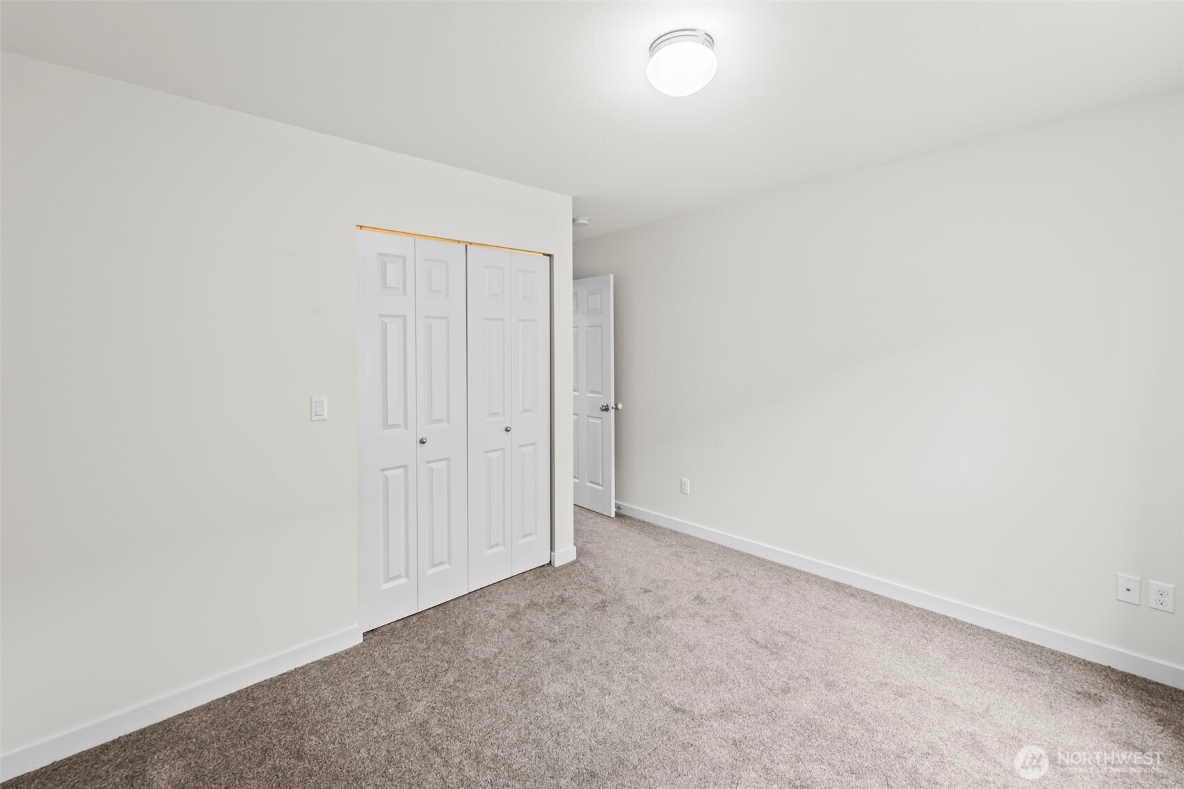 2249 SW Siskin Circle , Port Orchard, WA 98367