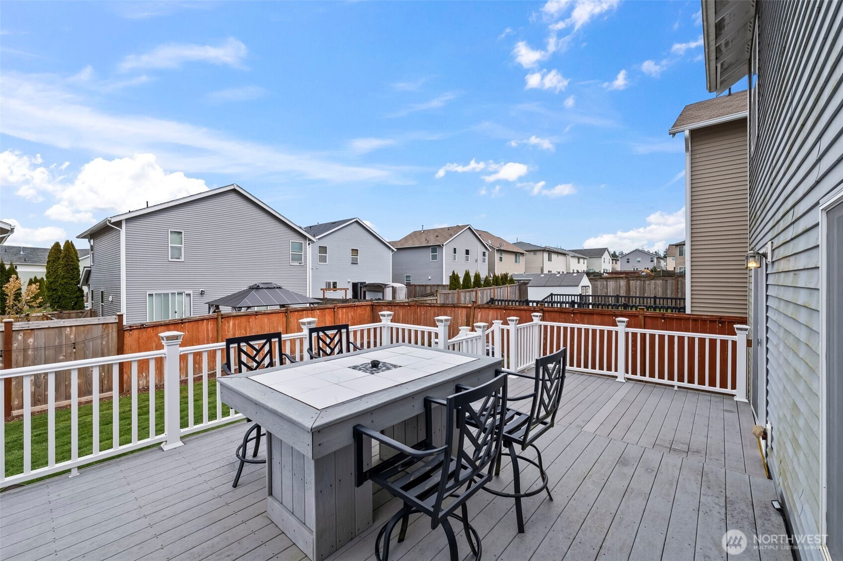 2249 SW Siskin Circle , Port Orchard, WA 98367