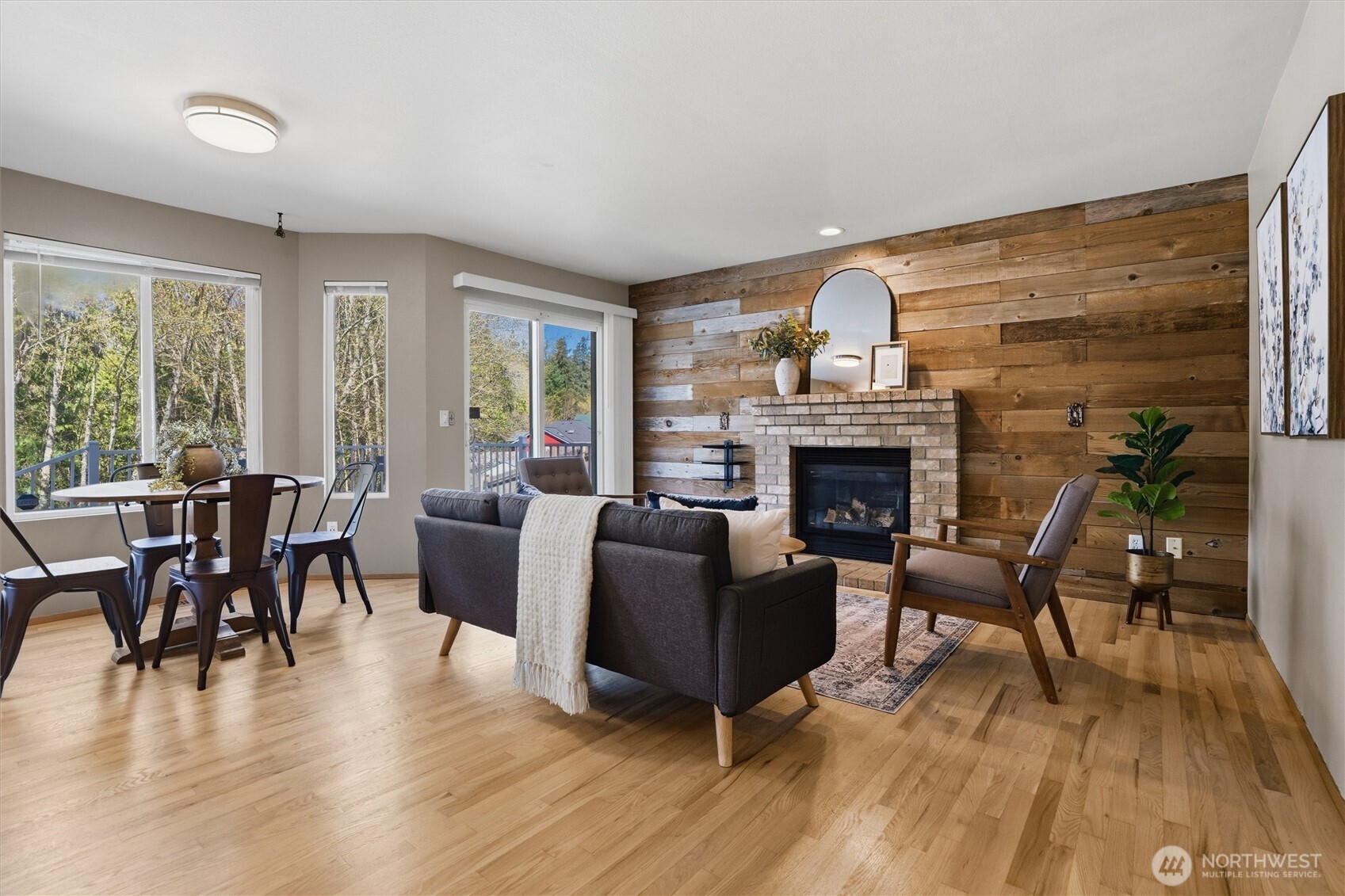 2977 Sprague Street , Port Orchard, WA 98366