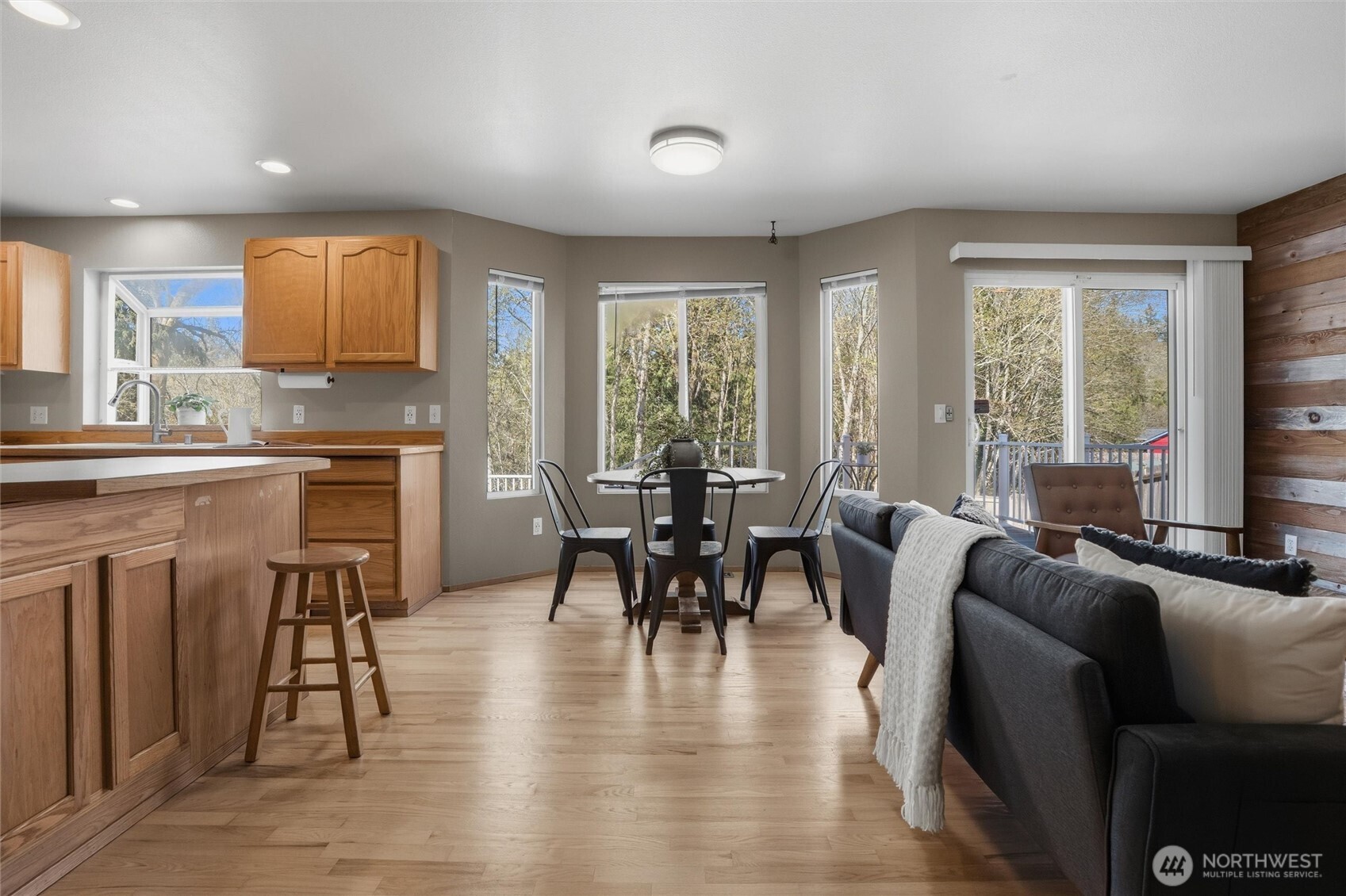 2977 Sprague Street , Port Orchard, WA 98366