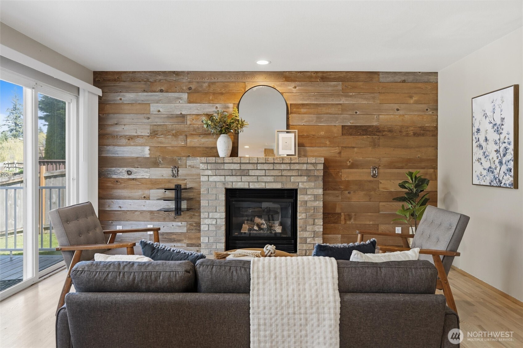 2977 Sprague Street , Port Orchard, WA 98366