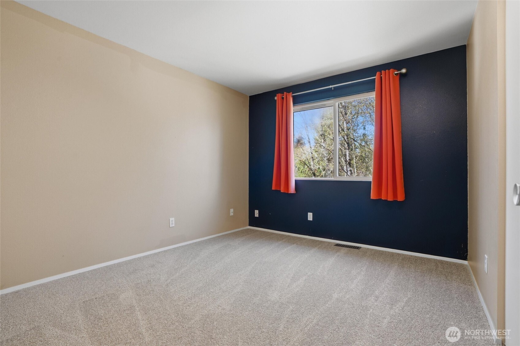 2977 Sprague Street , Port Orchard, WA 98366