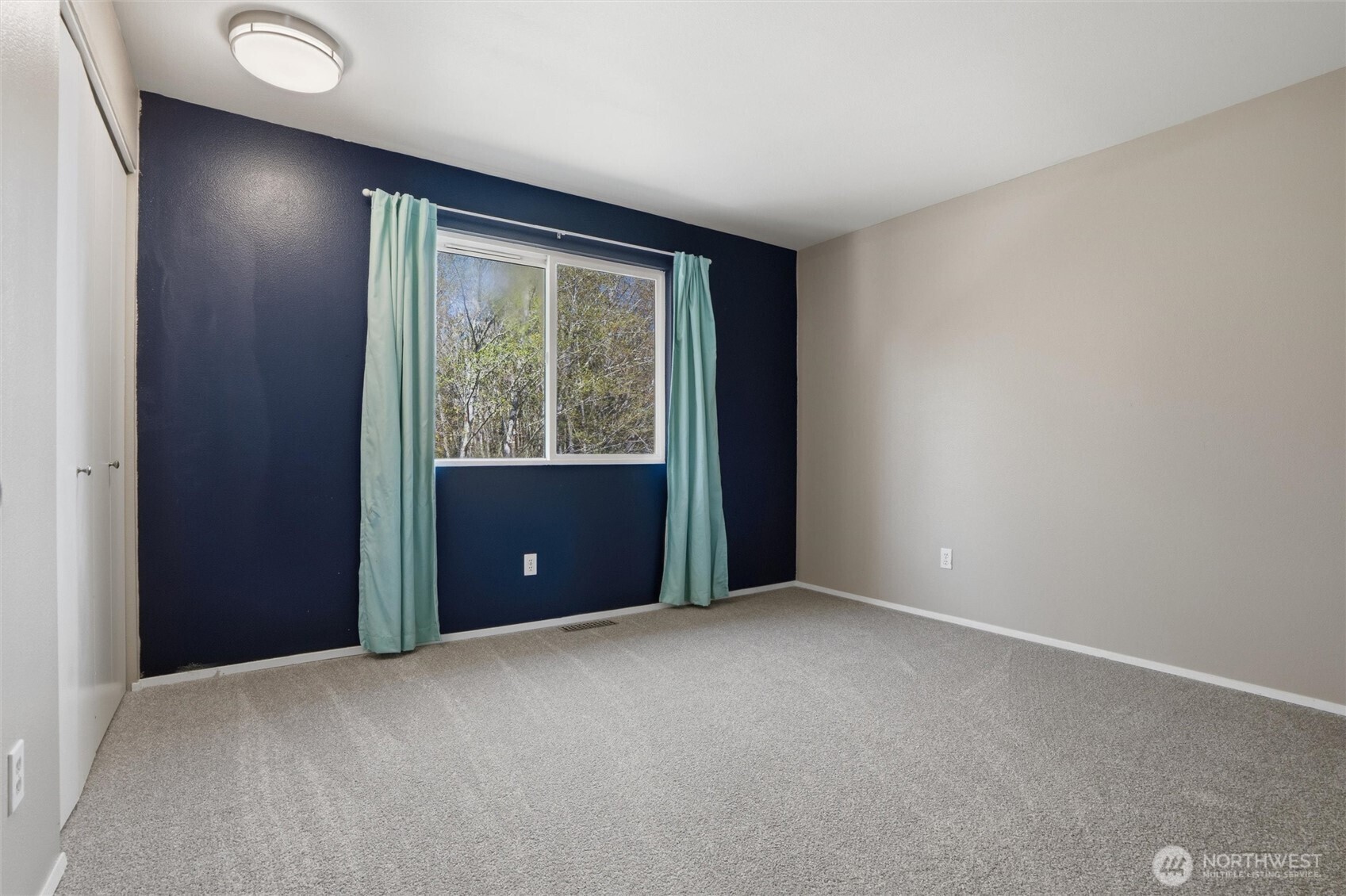 2977 Sprague Street , Port Orchard, WA 98366