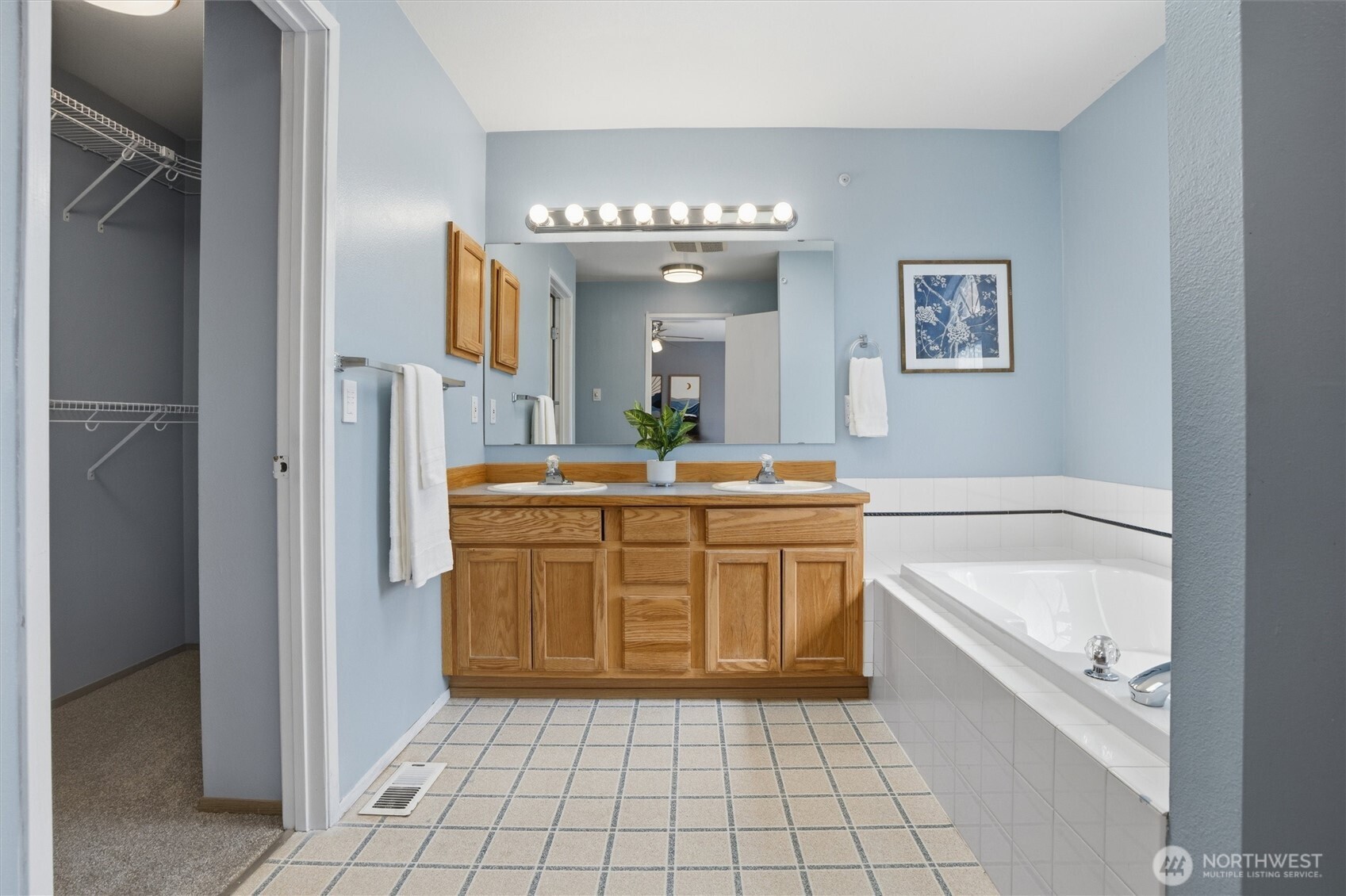 2977 Sprague Street , Port Orchard, WA 98366