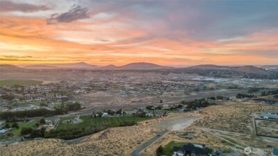 108003 E 245 Pr SE , Kennewick, WA 99338 - Photo 1