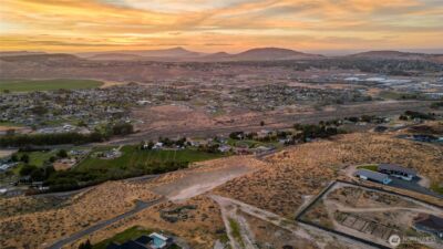 108003 E 245 Pr SE , Kennewick, WA 99338 - Photo 12