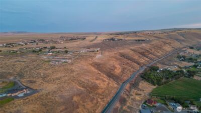 108003 E 245 Pr SE , Kennewick, WA 99338 - Photo 3