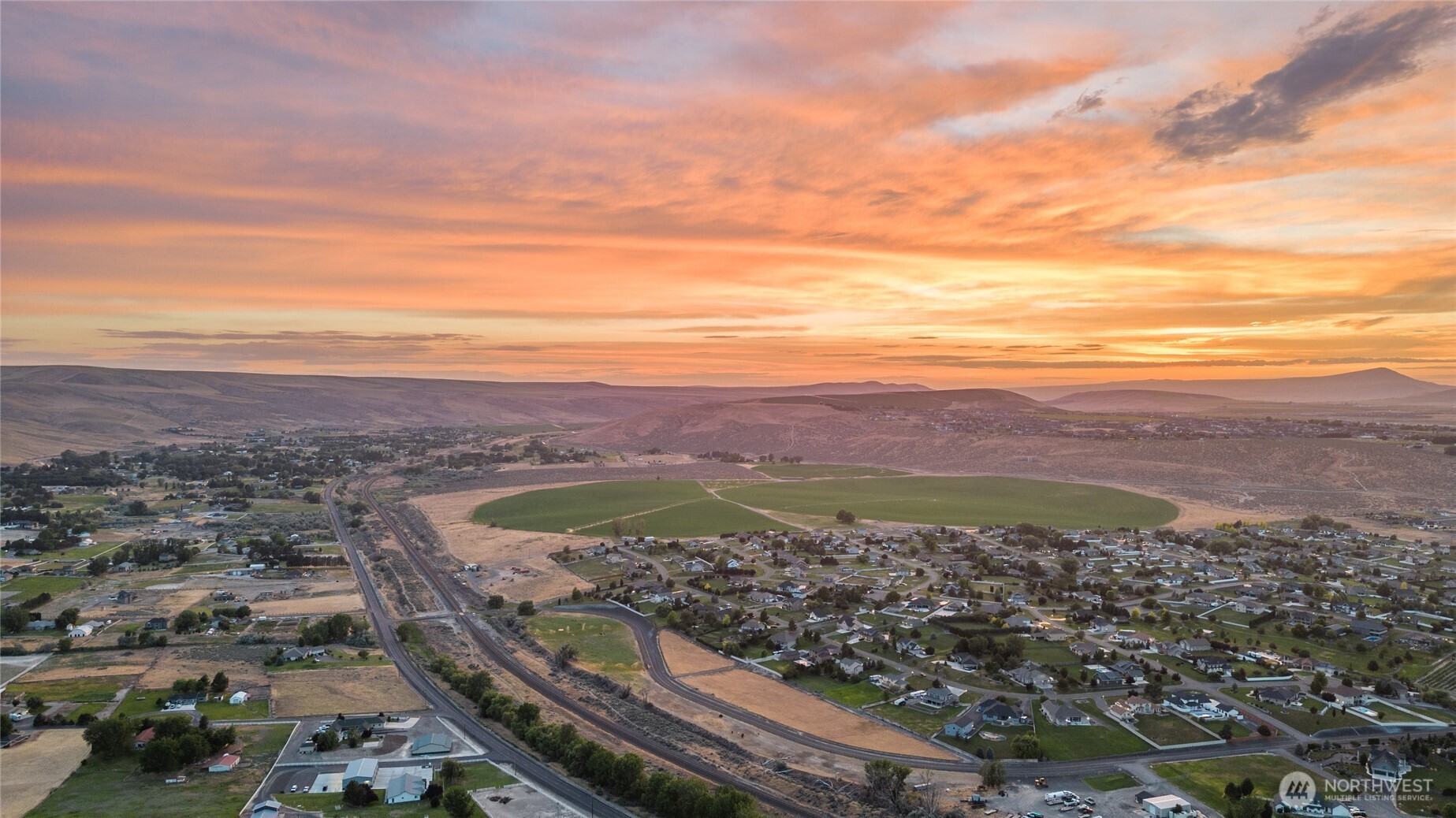 108003 E 245 Pr SE , Kennewick, WA 99338